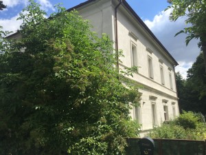 1/2 spoluvlastnického podílu na vile - penzion s pozemky v Poučníku, okres Karlštejn - 4_.jpg