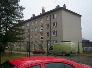 Aukce bytu 2+1 s garáží v obci Plasy, ul. Lipová 411 - foto1.jpg