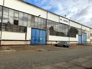 Aukce č. 4_nemovitosti v areálu v Třebíči: Pozemek St. 5987 s Budovou č. 6 (hlavní výrobní hala) - Obr1-3.JPG