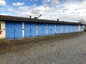 Aukce č. 7_nemovitosti v areálu v Třebíči: Pozemek St.2405 s Budova č 9 (garáže) - OBR2.JPG
