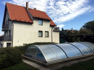 Krásná rodinná vila s velkou udržovanou zahradou (pozemky celkem 2818 m2) v Kostelci nad Černými lesy - Obr_8.JPG