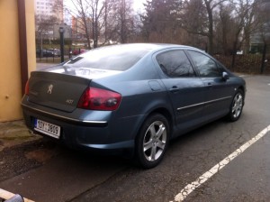 Osobní automobil Peugeot 407 2.0 16V - IMG_0668.JPG