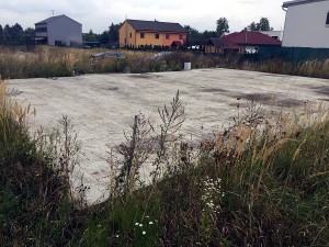 Pozemek 329 m2 spolu se základovou deskou stavby v Horoušanech, p.č. 451/198 - Obr1.jpg