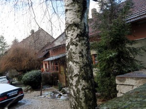 RD s dispozicí 2+1 (166 m2) s pozemkem 804 m2 ve Všetatech u Mělníku  - Foto7-2.jpg