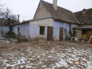 RD se 3 byt. jednotkami (užitná plocha cca 200 m2) a pozemky 996 m2  ve Znojmě - Oblekovicích - obr5.jpg
