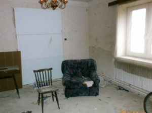 RD se 3 byt. jednotkami a užitnou plochou cca 200 m2, pozemky 996 m2  ve Znojmě - Oblekovicích - P1290131.JPG