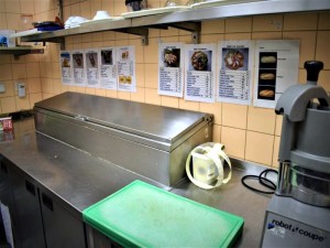 Restaurace v obchodním centru Palladium v Praze spolu se zásobami - Obr12.jpg