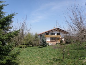 Rodinné sídlo se zahradou v Hořicích na Šumavě u Lipna - P4250339.JPG