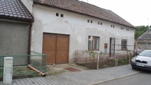 Rodinný dům 100 m2 s pozemky v Hrušovanech nad Jevišovkou - DSC04056.JPG