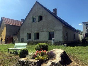 Rodinný dům 3+1 (125 m2) s pozemky (246 m2) v části Městec obce Chroustovice - Obr1.jpg