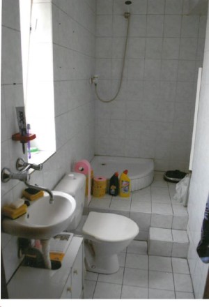 Rodinný dům 5 + 1, o užitné ploše 174 m2 s pozemky v Kladně - 13.JPG