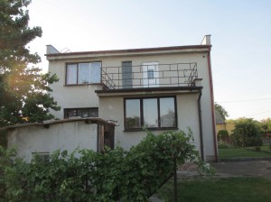 Rodinný dům s garáží a zahradou o užitné ploše cca 182 m2 ve Velkém Karlově - Foto 2.JPG