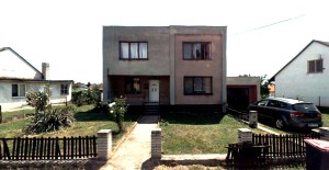 Rodinný dům s garáží a zahradou o užitné ploše cca 182 m2 ve Velkém Karlově - Foto staré.JPG
