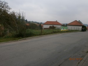 Rodinný dům s pozemky a garáží v obci Březník u Třebíče - PA070120.JPG