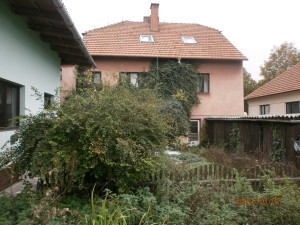 Rodinný dům s pozemky a garáží v obci Březník u Třebíče - PA070111.JPG