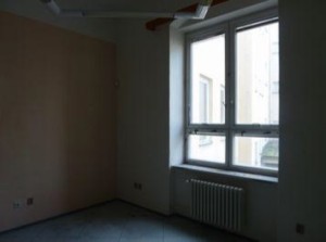 VIP Aukce - Administrativní budova s dvojgaráží v obci Bruntál - Kancelář.jpg