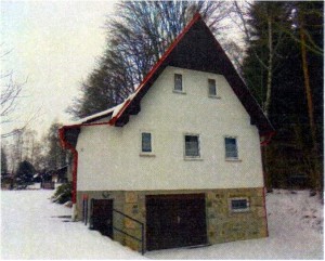 Zděná rekreační chata (užitná plocha 130 m2) s pozemkem 361 m2 v obci Zahrádka mezi Českým Krumlovem, Kaplicemi a Rožmberkem - obr4.JPG