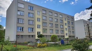Zděný byt 3+1  s dvěma lodžiemi a vlastní GARÁŽÍ,  Sezimovo Ústí, ul. Svépomoc - 20210520_155136.jpg